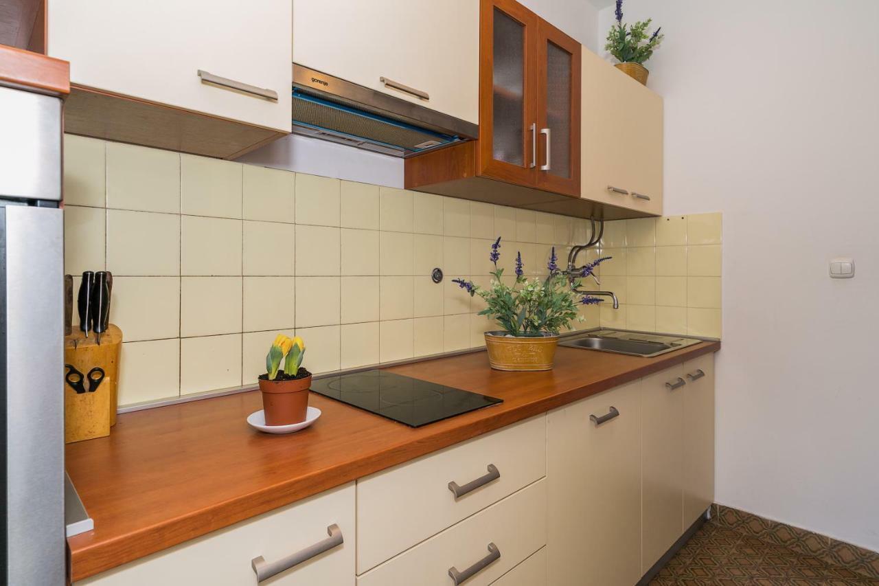 2 Bedroom Apartment/Parking/Market سبليت المظهر الخارجي الصورة