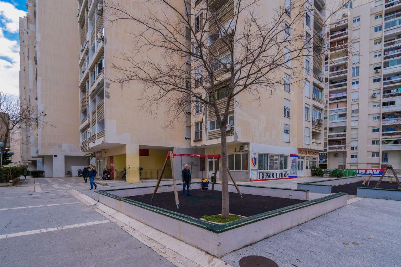 2 Bedroom Apartment/Parking/Market سبليت المظهر الخارجي الصورة